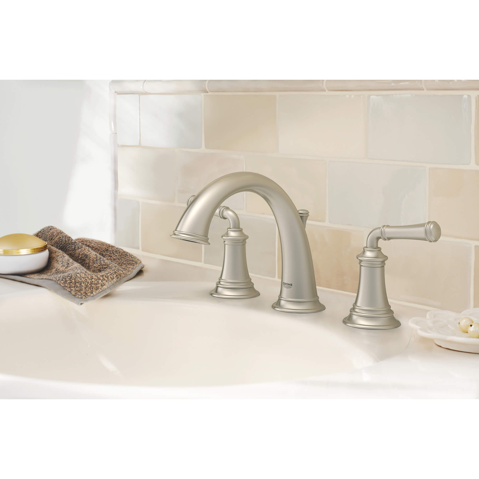 8 Inch Spread Bathroom Sink Faucets Everything Bathroom